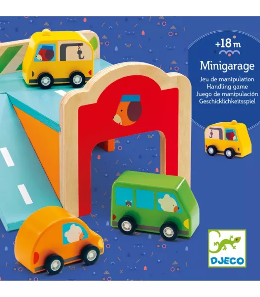 djeco-mini-garage-en-bois-avec-3-voitures.webp